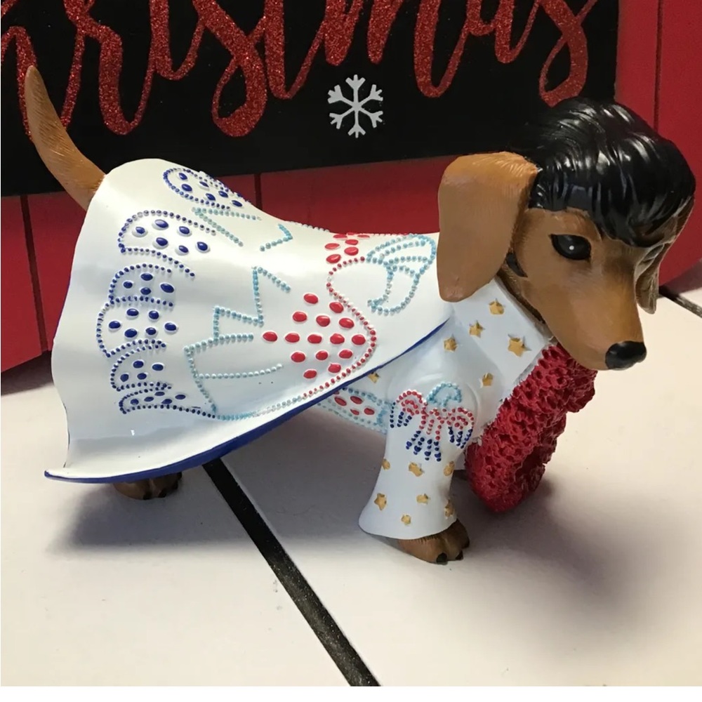 Adorable Hamilton Collection Dash Hound Weiner Dog ELVIS Outfit ~ New.